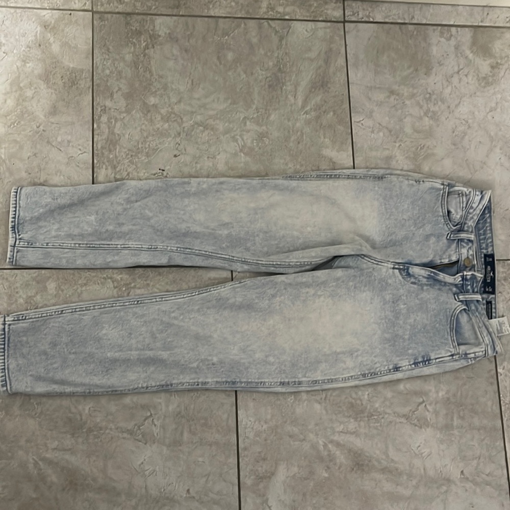 Hollister jeans. Women. Size 1S. W25. L25.